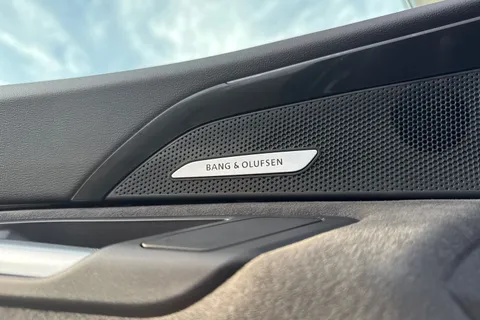 PN75FPZ Audi Q5 SUV Edition 1 TDI quattro 204 PS S tronic Thumbnail #43