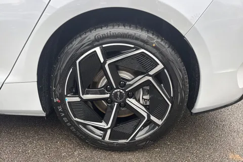 DN75PXS BYD SEAL 82.5kWh Design Auto 4dr Thumbnail #25