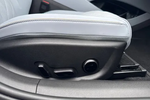 DN75PXS BYD SEAL 82.5kWh Design Auto 4dr Thumbnail #31