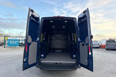 DC75BWZ Volkswagen Crafter CR35 Panel van Commerce Plus MWB 140 PS 2.0 TDI 6sp Man - MY25/LED's/Camera Thumbnail #6