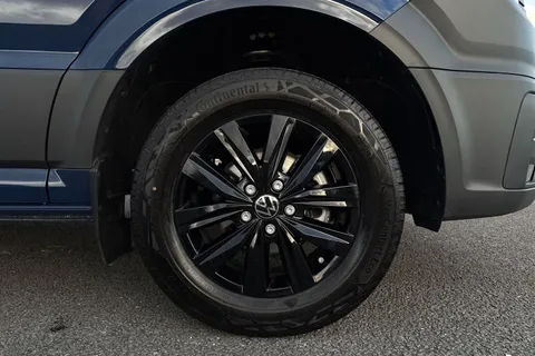 DC75BWZ Volkswagen Crafter CR35 Panel van Commerce Plus MWB 140 PS 2.0 TDI 6sp Man - MY25/LED's/Camera Thumbnail #9