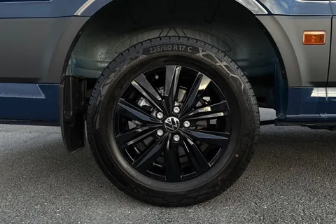 DC75BWZ Volkswagen Crafter CR35 Panel van Commerce Plus MWB 140 PS 2.0 TDI 6sp Man - MY25/LED's/Camera Thumbnail #10