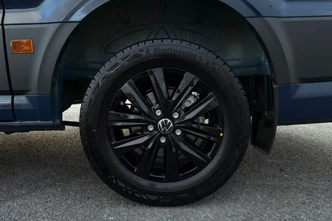 DC75BWZ Volkswagen Crafter CR35 Panel van Commerce Plus MWB 140 PS 2.0 TDI 6sp Man - MY25/LED's/Camera Thumbnail #11