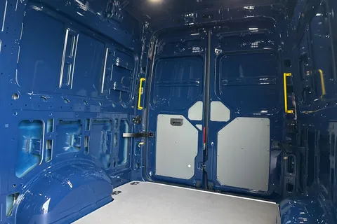 DC75BWZ Volkswagen Crafter CR35 Panel van Commerce Plus MWB 140 PS 2.0 TDI 6sp Man - MY25/LED's/Camera Thumbnail #18