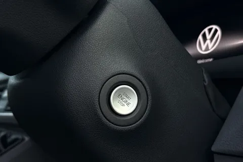 DC75BWZ Volkswagen Crafter CR35 Panel van Commerce Plus MWB 140 PS 2.0 TDI 6sp Man - MY25/LED's/Camera Thumbnail #32