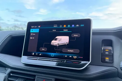 DC75BWZ Volkswagen Crafter CR35 Panel van Commerce Plus MWB 140 PS 2.0 TDI 6sp Man - MY25/LED's/Camera Thumbnail #54