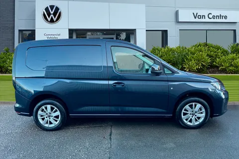 RA24ARZ Volkswagen Caddy 2.0 TDI C20 Commerce Pro SWB Euro 6 (s/s) 5dr Thumbnail #4