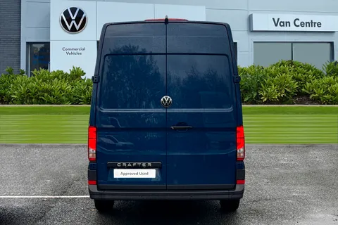 CX75JXS Volkswagen Crafter 2.0 TDI CR35 Commerce FWD LWB High Roof Euro 6 (s/s) 5dr Thumbnail #5