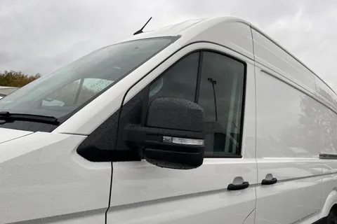 CX75JVY Volkswagen Crafter 2.0 TDI CR35 Commerce Plus Panel Van 5dr Diesel Manual FWD MWB High Roof Euro 6 (s/s) (140 ps) Thumbnail #26