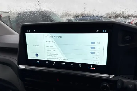 CX25LLO Volkswagen Transporter 2.0 TDI T32 Commerce Plus FWD SWB Euro 6 (s/s) 5dr Thumbnail #35