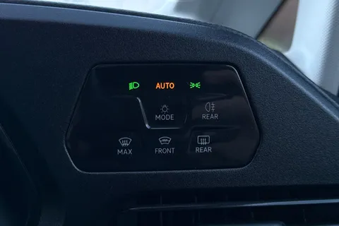 RA24ARZ Volkswagen Caddy 2.0 TDI C20 Commerce Pro SWB Euro 6 (s/s) 5dr Thumbnail #41