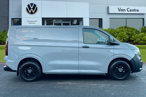 BW25AVX Volkswagen Transporter 2.0 TDI 150 Commerce Plus Van Auto-Off Road Styling Thumbnail #4