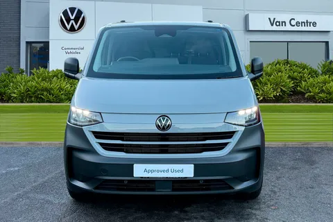 BW25AVX Volkswagen Transporter 2.0 TDI 150 Commerce Plus Van Auto-Off Road Styling Thumbnail #6