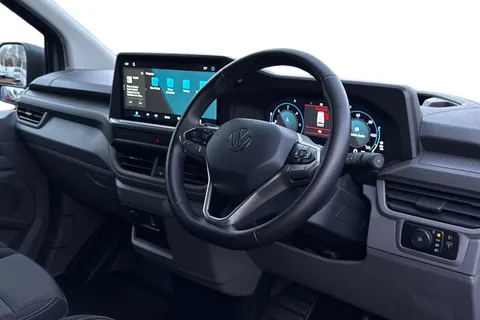 BW25AVX Volkswagen Transporter 2.0 TDI 150 Commerce Plus Van Auto-Off Road Styling Thumbnail #14