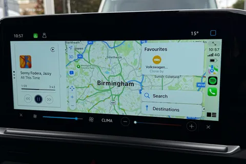 BW25AVX Volkswagen Transporter 2.0 TDI 150 Commerce Plus Van Auto-Off Road Styling Thumbnail #17