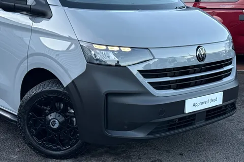 BW25AVX Volkswagen Transporter 2.0 TDI 150 Commerce Plus Van Auto-Off Road Styling Thumbnail #30
