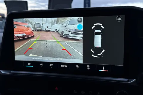 BW25AVX Volkswagen Transporter 2.0 TDI 150 Commerce Plus Van Auto-Off Road Styling Thumbnail #57