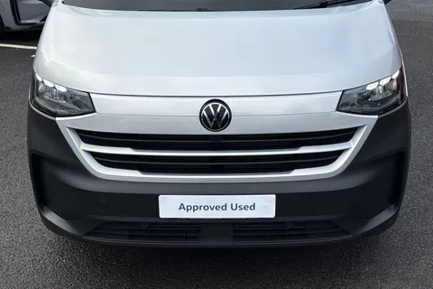 BG25EDR Volkswagen Transporter 2.0 TDI 150 Commerce Plus Van Auto Thumbnail #32
