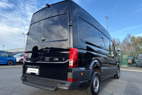 29 of 57 for Volkswagen Crafter CR30 Commerce MWB 140 PS FWD - MY25/Bus Pack/Rear Camera/Step