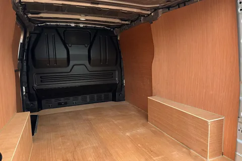 BG25EDR Volkswagen Transporter 2.0 TDI 150 Commerce Plus Van Auto Thumbnail #45