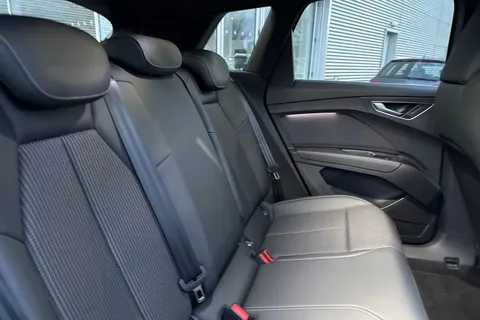 SN73BAW Audi Q4 e-tron Q4  S line 40 e-tron  150,00 kW Thumbnail #14