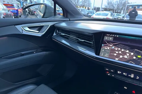 SN73BAW Audi Q4 e-tron Q4  S line 40 e-tron  150,00 kW Thumbnail #15