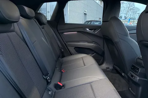 SN73BAW Audi Q4 e-tron Q4  S line 40 e-tron  150,00 kW Thumbnail #37