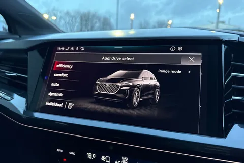 SN73BAW Audi Q4 e-tron Q4  S line 40 e-tron  150,00 kW Thumbnail #54