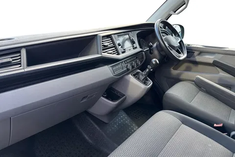 BL70PZU Volkswagen Transporter 2.0TDI 110ps T28 Highline BMT SWB-NO VAT Thumbnail #14