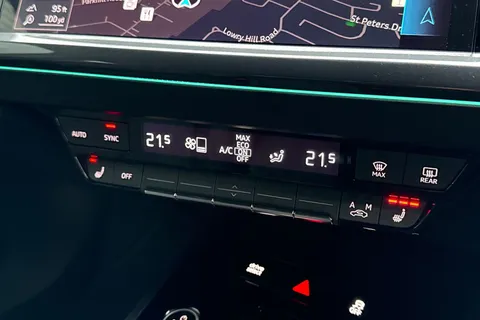 PX75KKU Audi Q4 e-tron Q4  Black Edition 35 e-tron  125,00 kW Thumbnail #22