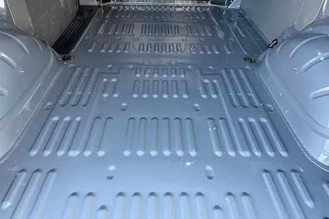 BL70PZU Volkswagen Transporter 2.0TDI 110ps T28 Highline BMT SWB-NO VAT Thumbnail #29