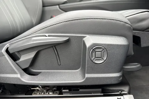 PX75KME Audi Q3 SUV S line TFSI 150 PS S tronic Thumbnail #45