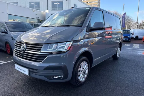 BL70PZU Volkswagen Transporter 2.0TDI 110ps T28 Highline BMT SWB-NO VAT Thumbnail #39