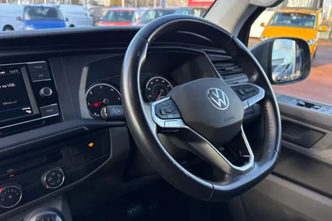 BL70PZU Volkswagen Transporter 2.0TDI 110ps T28 Highline BMT SWB-NO VAT Thumbnail #57