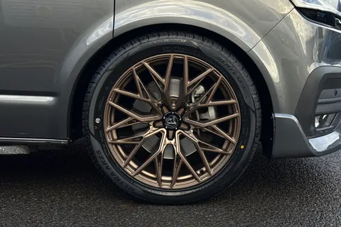 VE72JXG Volkswagen Transporter 2.0 TDI 150 Highline Kombi Van DSG-LV Kit Thumbnail #10