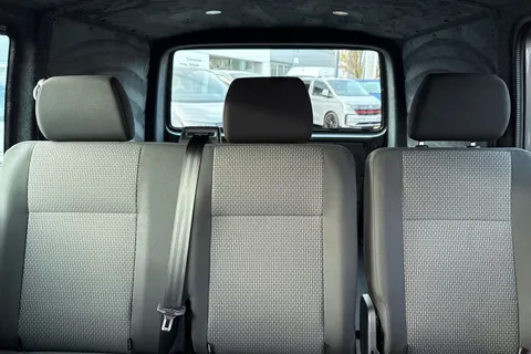 VE72JXG Volkswagen Transporter 2.0 TDI 150 Highline Kombi Van DSG-LV Kit Thumbnail #19