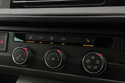 VE72JXG Volkswagen Transporter 2.0 TDI 150 Highline Kombi Van DSG-LV Kit Thumbnail #22