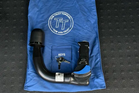 VE72JXG Volkswagen Transporter 2.0 TDI 150 Highline Kombi Van DSG-LV Kit Thumbnail #44