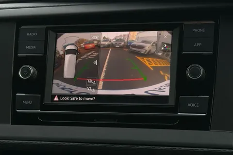 VE72JXG Volkswagen Transporter 2.0 TDI 150 Highline Kombi Van DSG-LV Kit Thumbnail #57