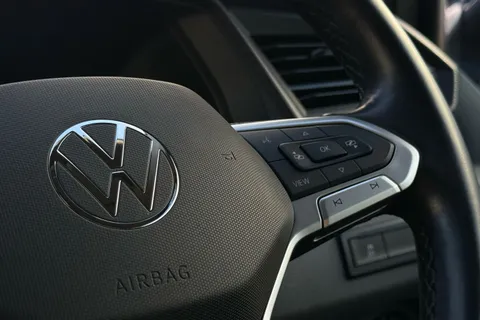 VE72JXG Volkswagen Transporter 2.0 TDI 150 Highline Kombi Van DSG-LV Kit Thumbnail #61