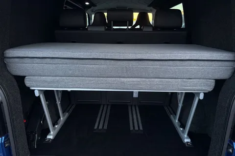 BP73HKT Volkswagen Transporter 2.0 BiTDI 204PS Sportline Day Van Kombi DSG-2023 Thumbnail #44