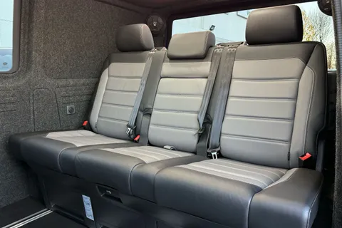 BP73HKT Volkswagen Transporter 2.0 BiTDI 204PS Sportline Day Van Kombi DSG-2023 Thumbnail #50