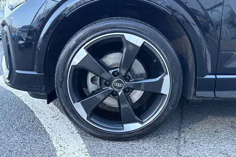 PX22NTJ Audi Q2 Black Edition 35 TFSI  150 PS S tronic Thumbnail #8
