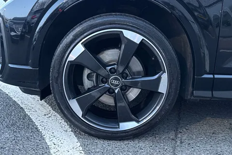 PX22NTJ Audi Q2 Black Edition 35 TFSI  150 PS S tronic Thumbnail #23