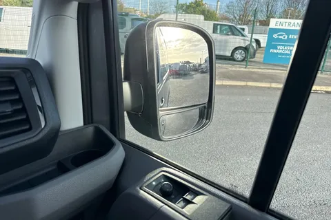 DF75ULX Volkswagen Crafter CR35 Commerce Plus MWB 140 PS FWD  - MY25/Rear Camera Thumbnail #20