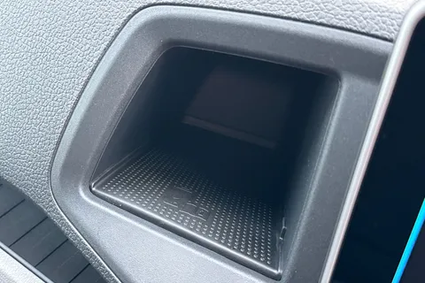 DF75TYH Volkswagen Crafter CR35 Panel van Commerce Plus LWB Maxi 140 PS 2.0 TDI 8sp Auto- Camera/Step Thumbnail #40