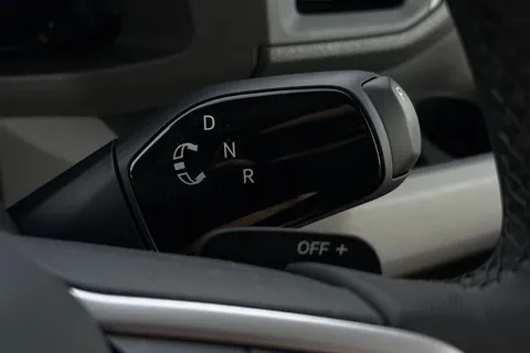 DF75ULX Volkswagen Crafter CR35 Commerce Plus MWB 140 PS FWD  - MY25/Rear Camera Thumbnail #40