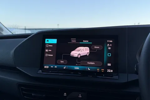 DF75MGJ Volkswagen Caddy 1.5 eHybrid 150 Commerce Pro Van DSG [Tech] Thumbnail #51