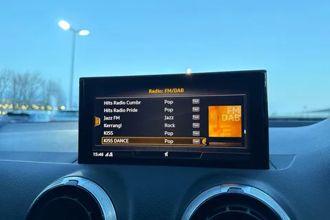 PX22NTJ Audi Q2 Black Edition 35 TFSI  150 PS S tronic Thumbnail #57