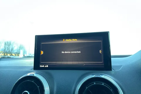 PX22NTJ Audi Q2 Black Edition 35 TFSI  150 PS S tronic Thumbnail #58